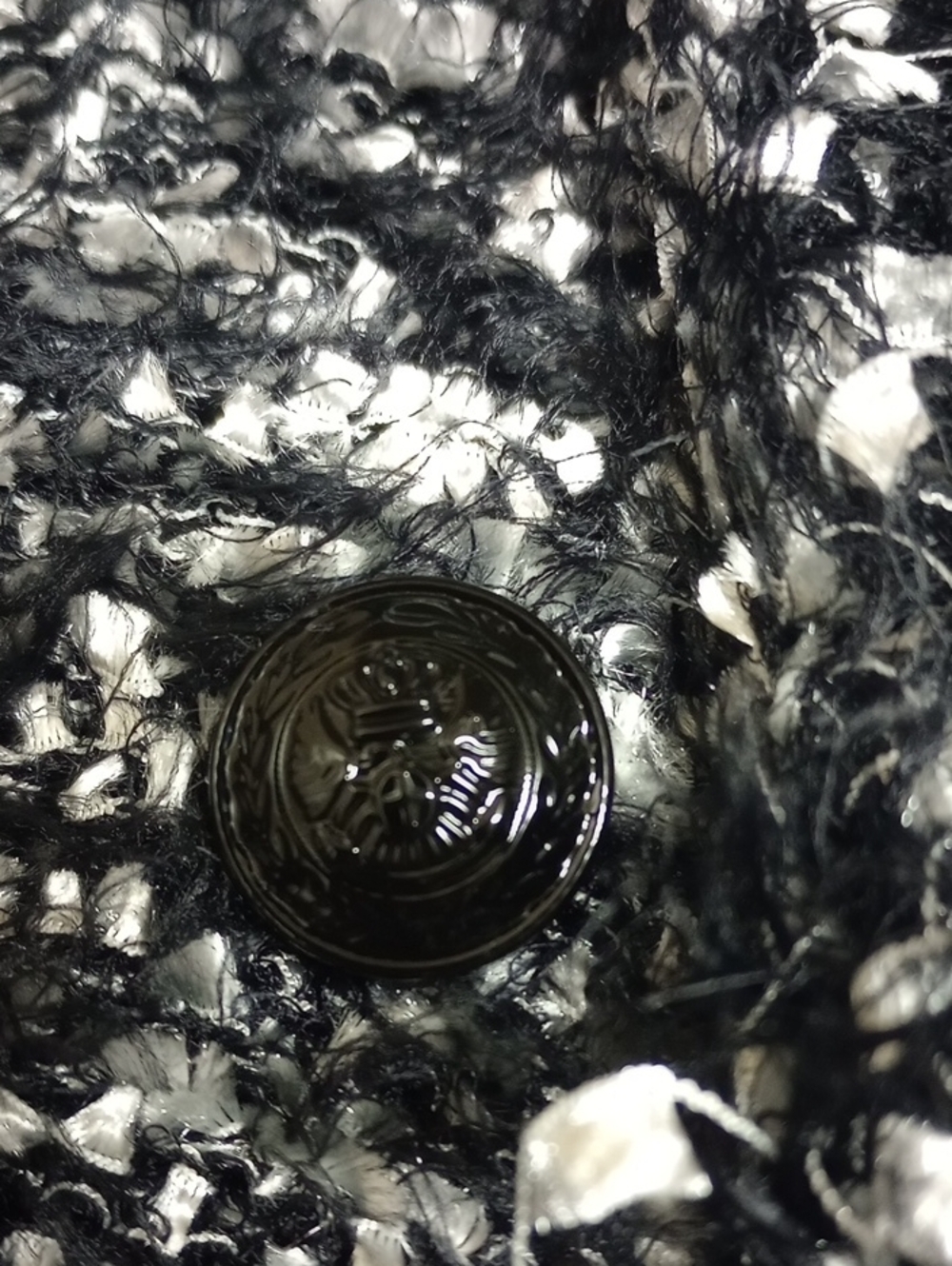 🆕 L'AGENCE "EYELASHES" BLACK & SILVER TEXTURED BOUCLE FRINGE JACKET CARDIGAN - Picture 11 of 15